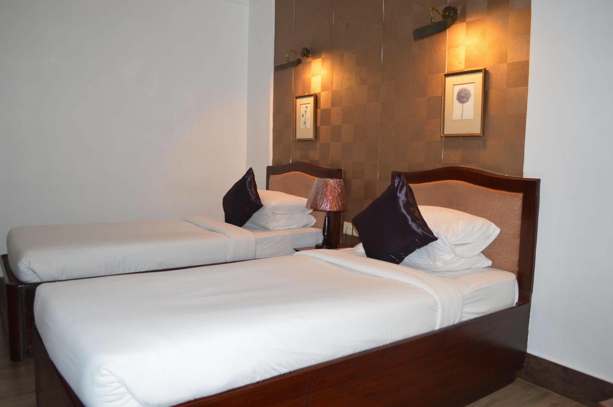 Moti Mahal Hotel Mangalore Ngoại thất bức ảnh