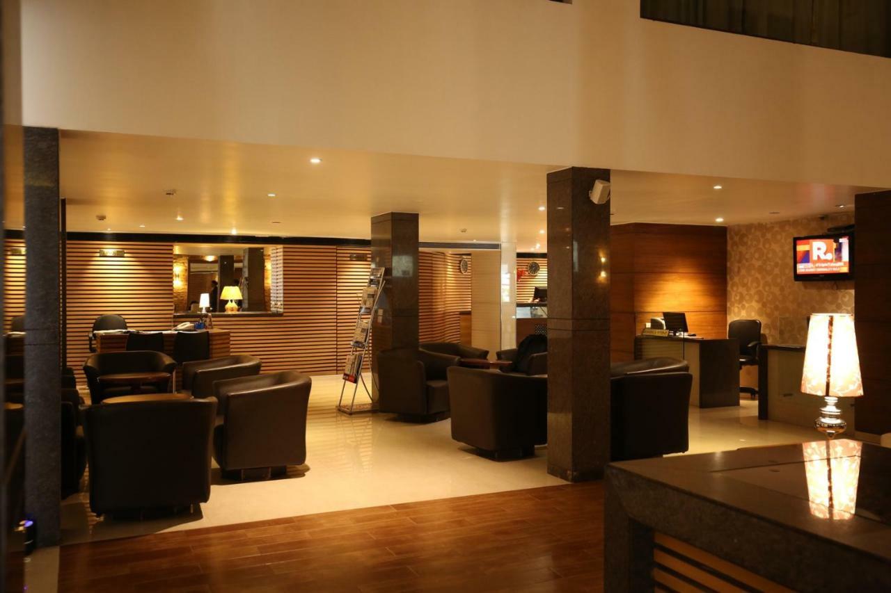 Moti Mahal Hotel Mangalore Ngoại thất bức ảnh